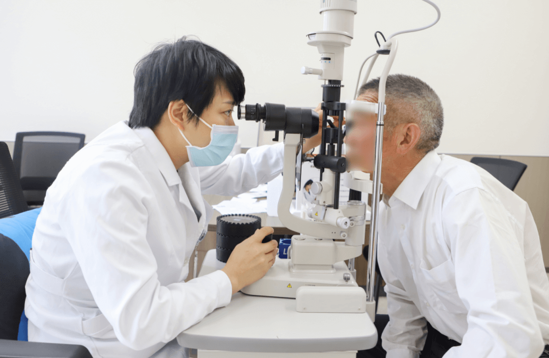 白内障不&ldquo;搞快&rdquo;，麻将二万看成三万，你才晓得拐了！